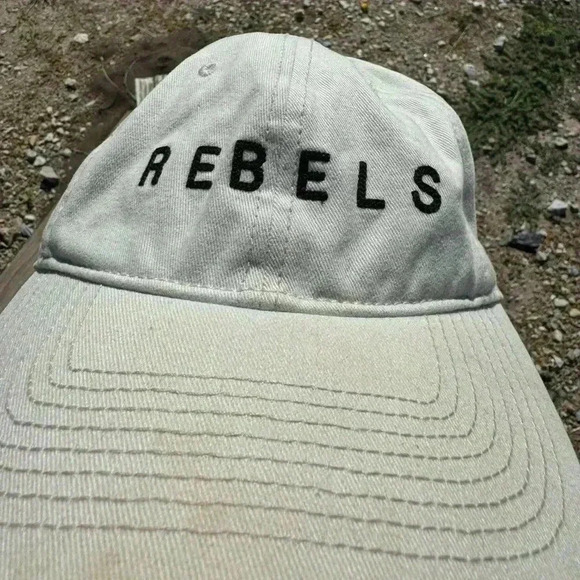 Vintage inspired cream and black embroidered Lucky Brand REBELS baseball hat - Picture 6 of 6